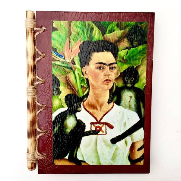 Libreta Artesanal Grande “Frida Kahlo”